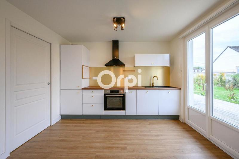 Maison - 98 m² - 5 pièces