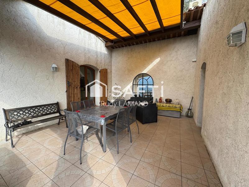 Maison - 120 m² - 4 pièces