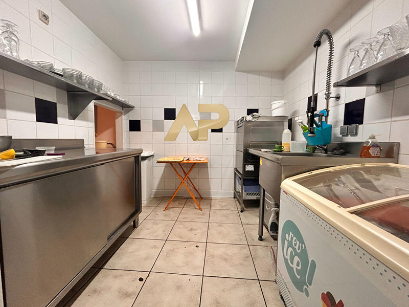 Fonds de commerce - 200 m²