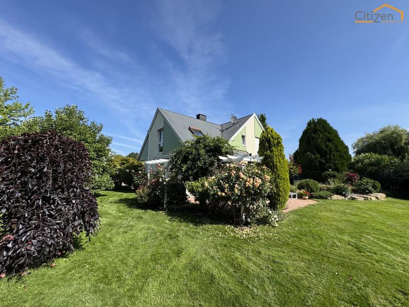 Maison contemporaine - 209 m² - 6 pièces