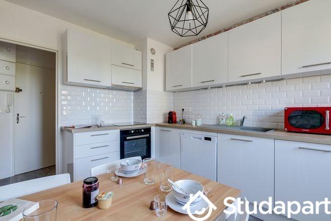 Chambre - 9 m² - 1 pièce