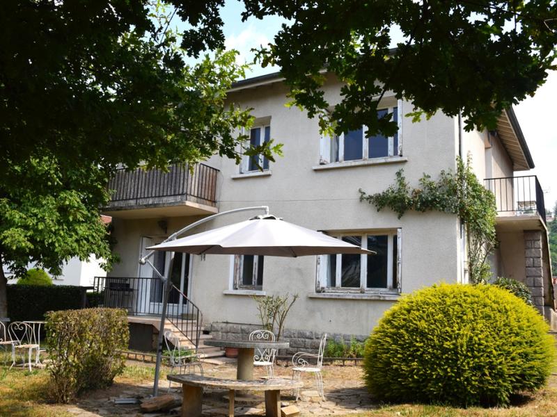 Maison - 141 m² - 7 pièces