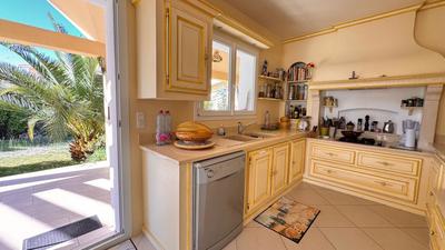 Villa - 211 m² - 7 pièces