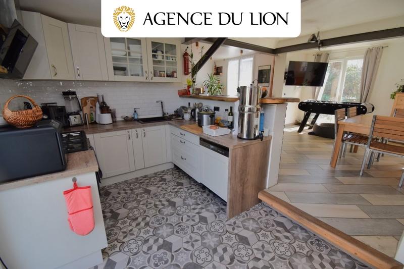 Maison - 162 m² - 7 pièces