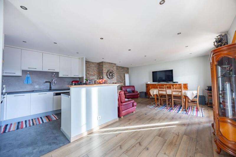 Appartement - 94 m² - 3 pièces