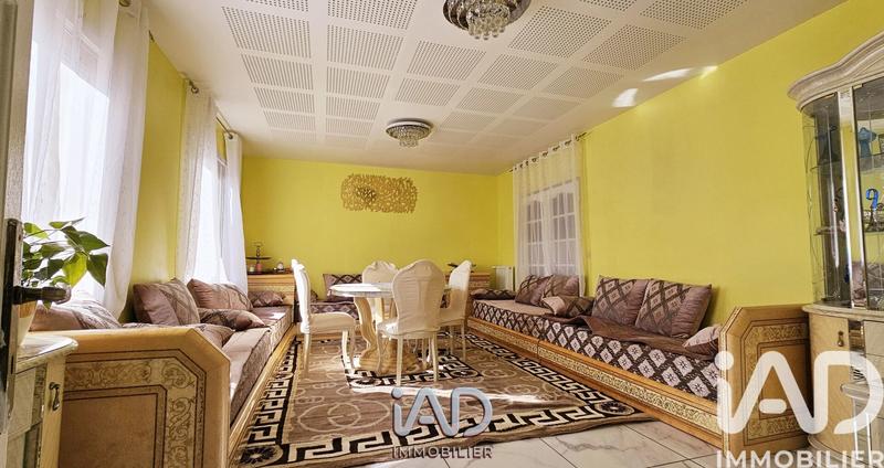 Maison - 167 m² - 9 pièces