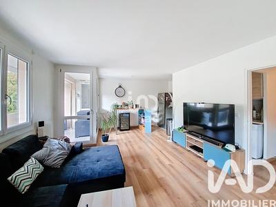 Appartement - 83 m² - 4 pièces