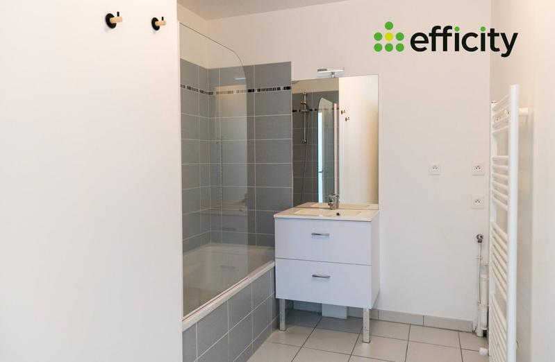 Appartement - 75 m² - 3 pièces