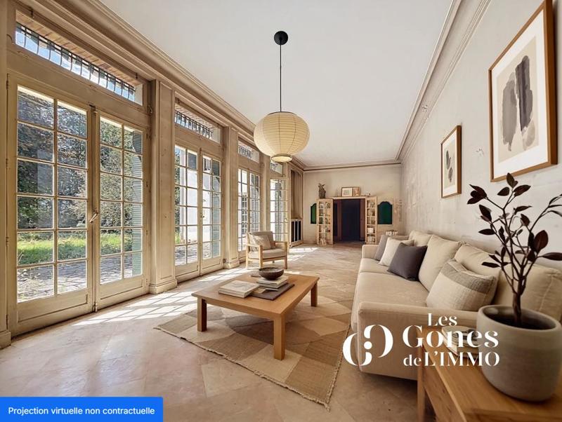 Maison - 246 m² - 6 pièces