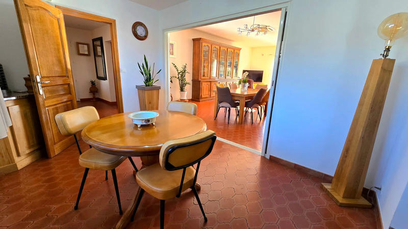 Maison - 162 m² - 8 pièces