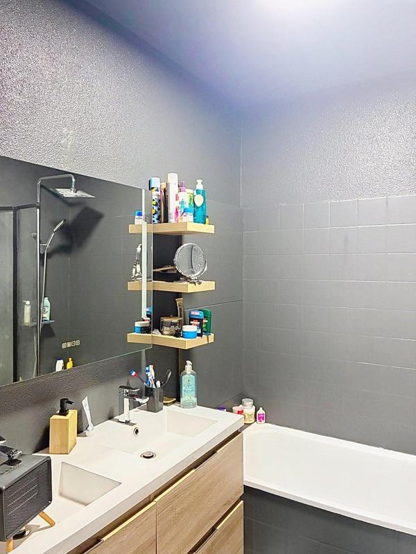 Maison - 84 m² - 4 pièces