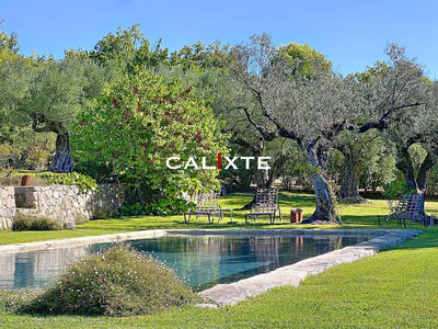 Mas - 180 m² - 6 pièces