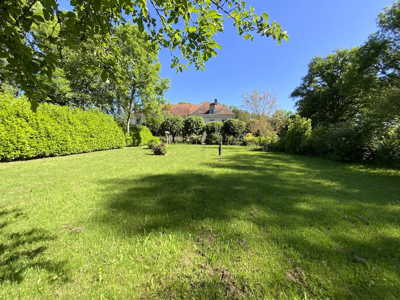 Maison - 356 m² - 11 pièces