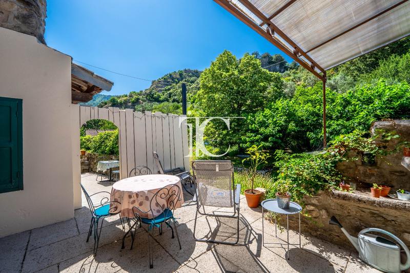 Maison - 104 m² - 5 pièces