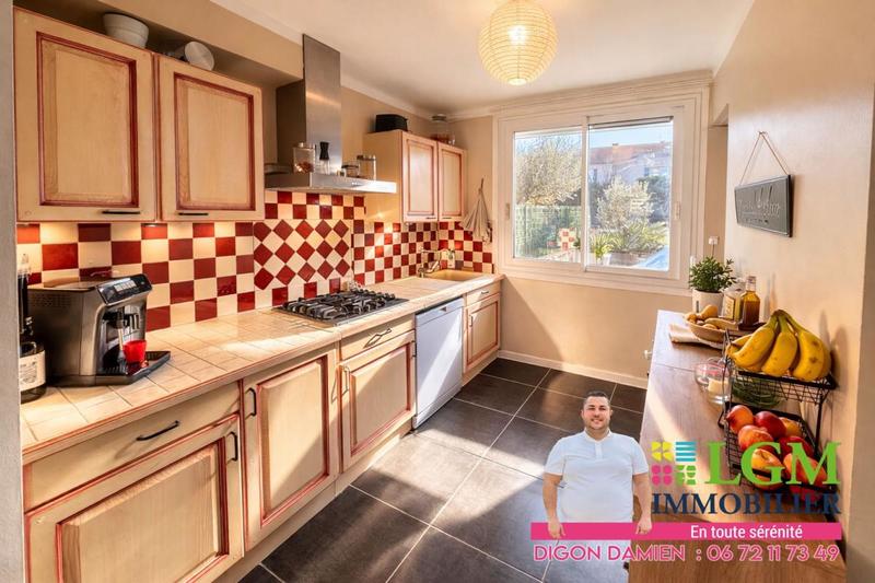 Maison - 86 m² - 4 pièces