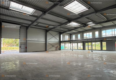Local d'activité / Entrepôt - 2 173 m²