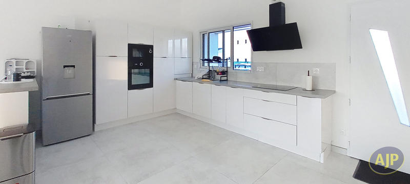 Maison - 125 m² - 6 pièces