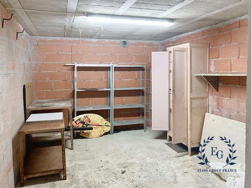 Maison traditionnelle - 179 m² - 6 pièces