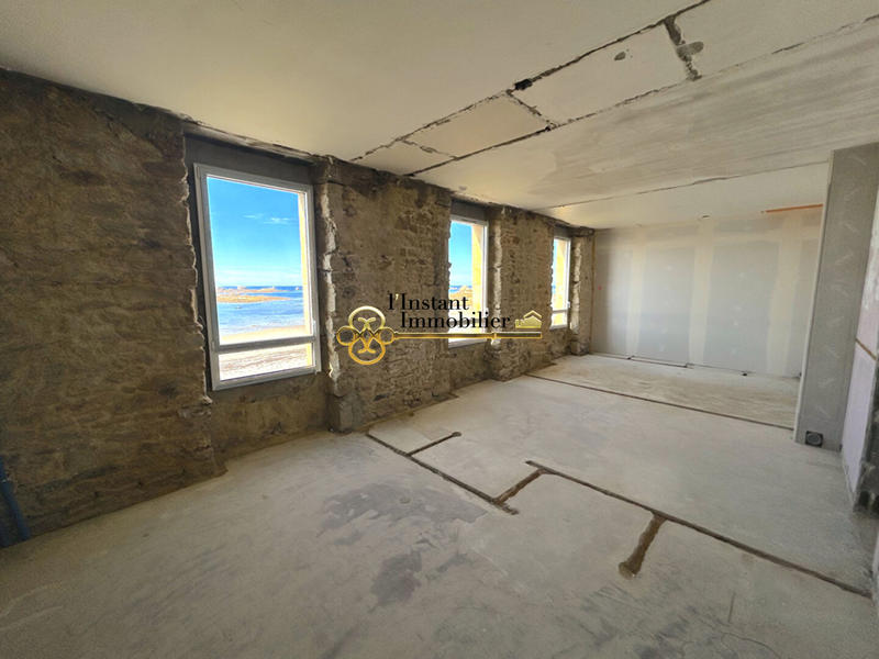 Appartement - 85 m² - 3 pièces