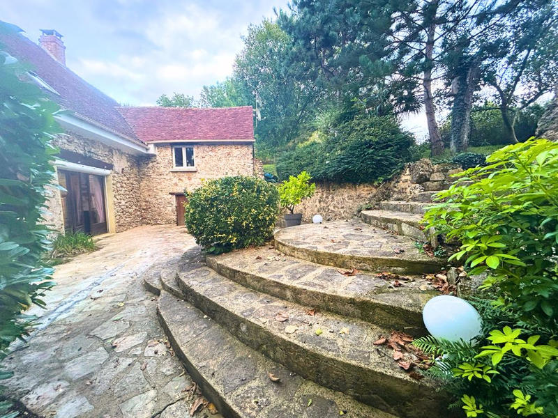 Maison - 185 m² - 6 pièces