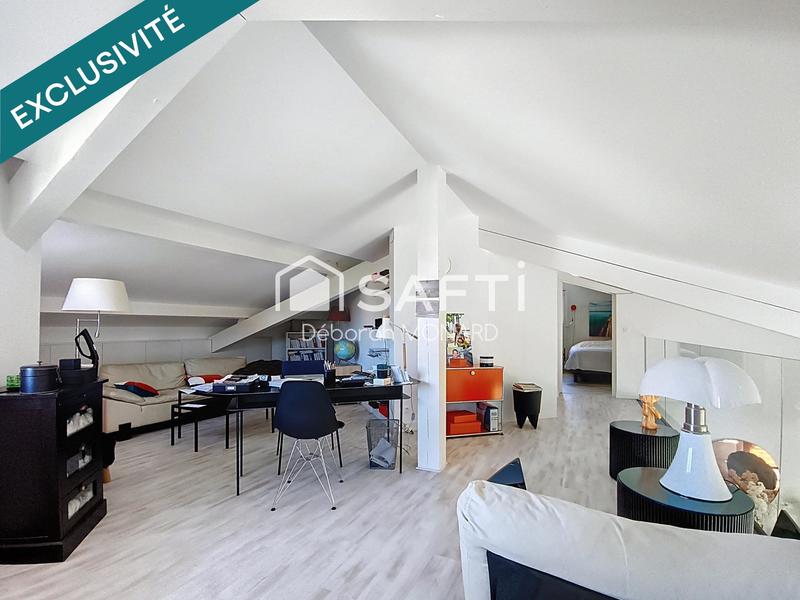 Maison - 180 m² - 6 pièces