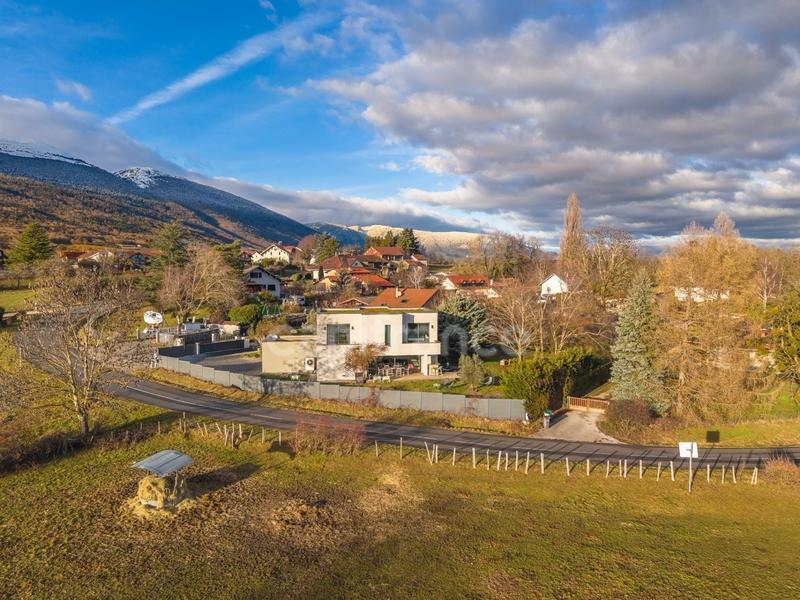 Villa - 166 m² - 7 pièces