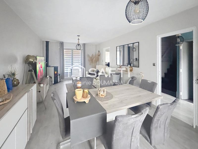 Maison - 90 m² - 5 pièces