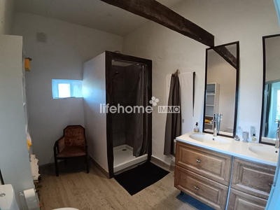 Maison - 210 m² - 6 pièces