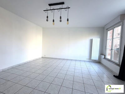 Maison - 81 m² - 3 pièces