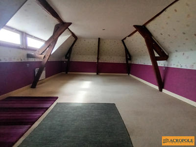 Maison - 185 m² - 5 pièces