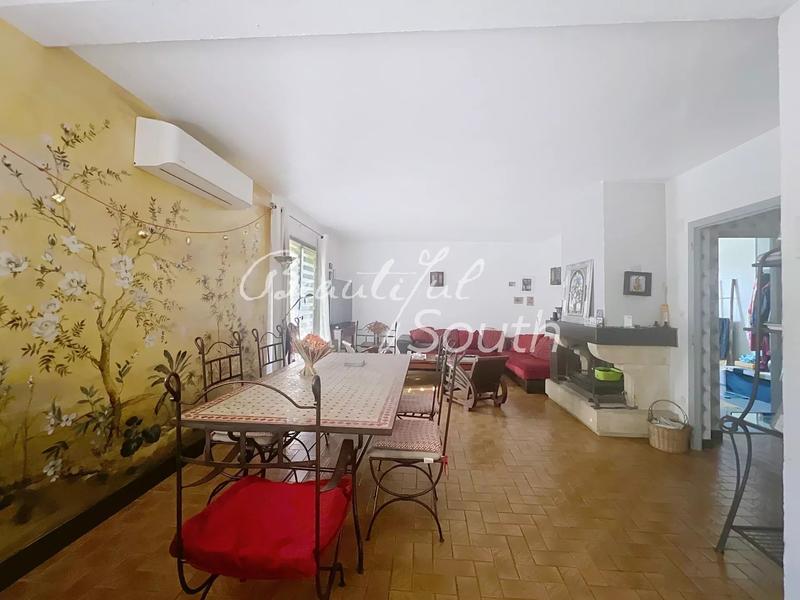 Maison - 140 m² - 4 pièces