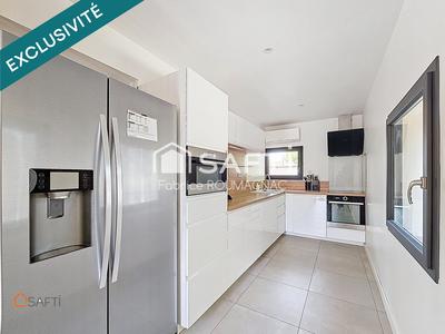 Villa - 202 m² - 10 pièces