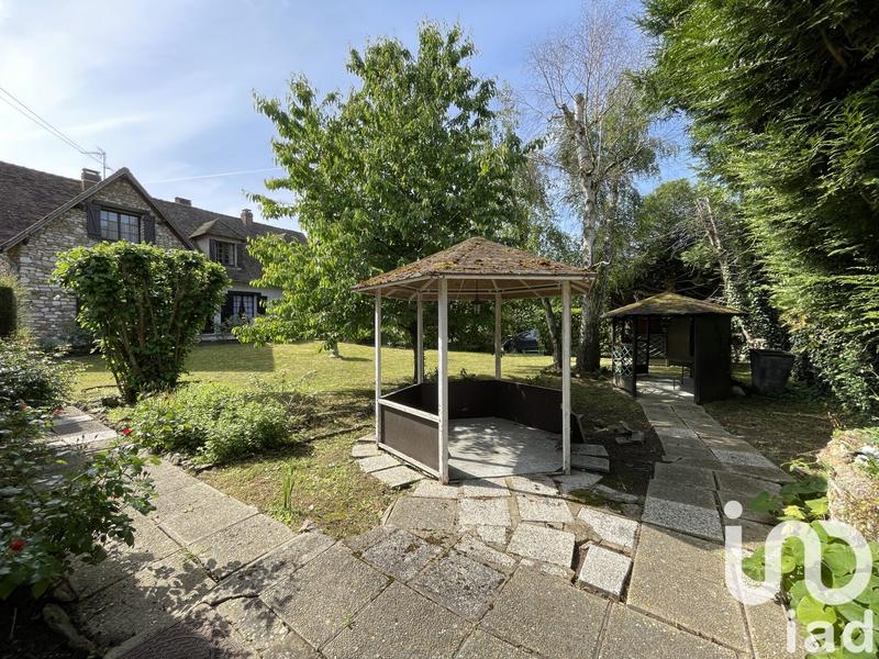 Maison - 232 m² - 8 pièces