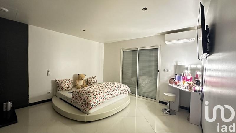 Maison - 265 m² - 6 pièces