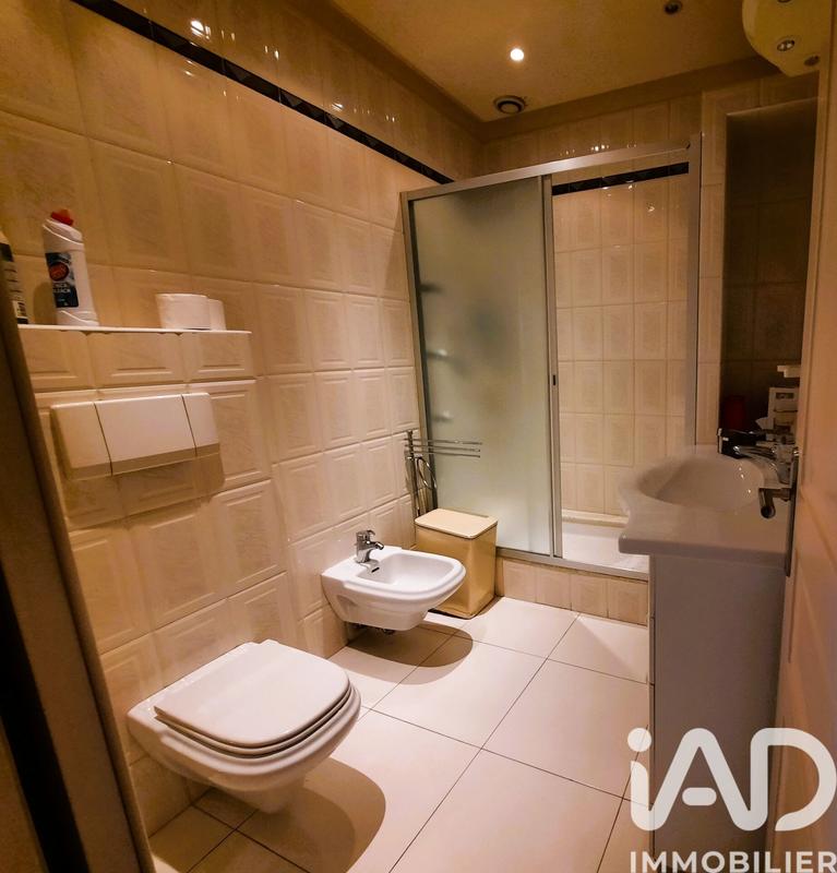 Maison - 188 m² - 8 pièces