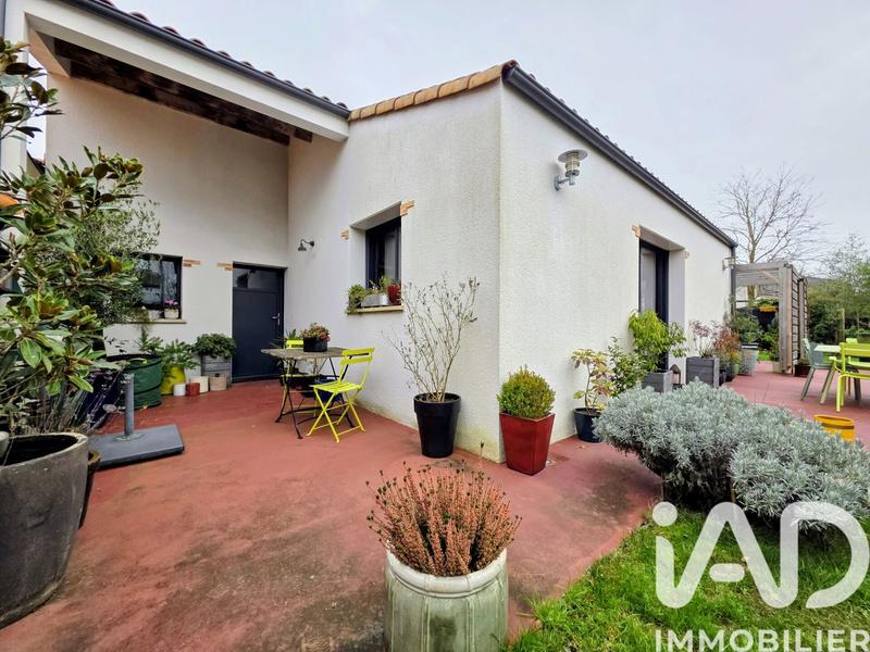 Maison - 98 m² - 5 pièces