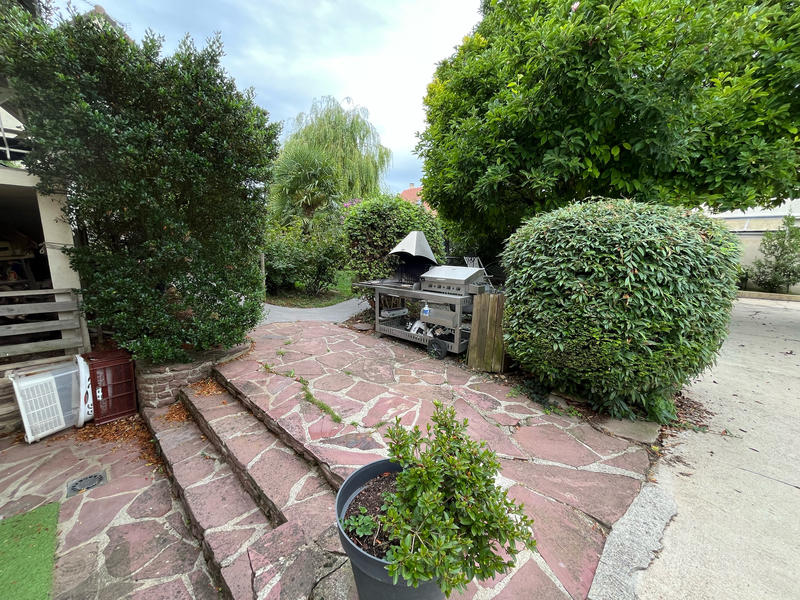 Maison - 161 m² - 8 pièces