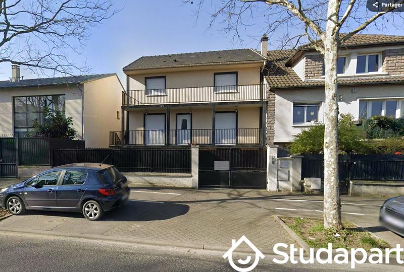 Chambre - 12 m² - 1 pièce