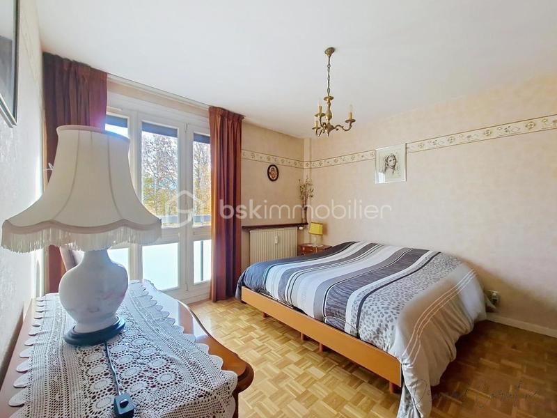 Appartement - 103 m² - 5 pièces