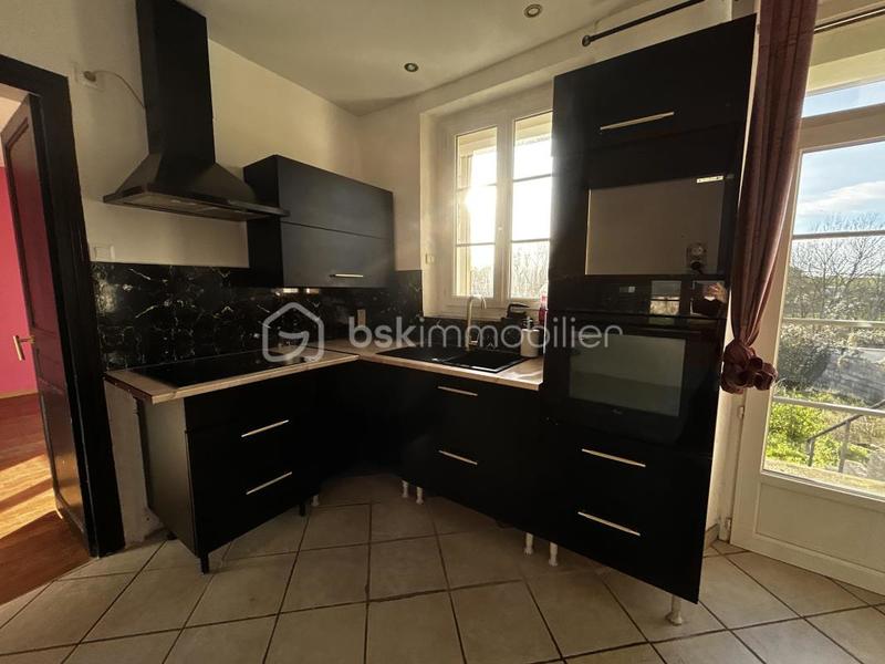 Maison - 82 m² - 6 pièces