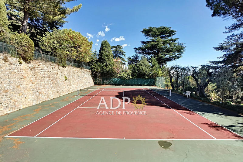 Appartement - 94 m² - 4 pièces