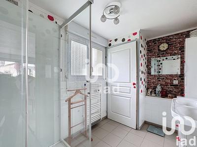Maison - 128 m² - 7 pièces