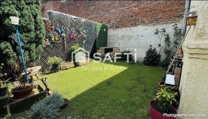 Maison - 99 m² - 5 pièces