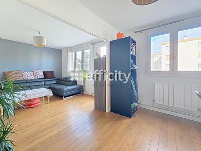 Appartement - 68 m² - 4 pièces