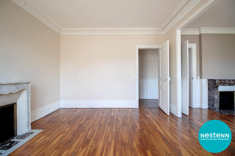 Appartement - 82 m² - 3 pièces