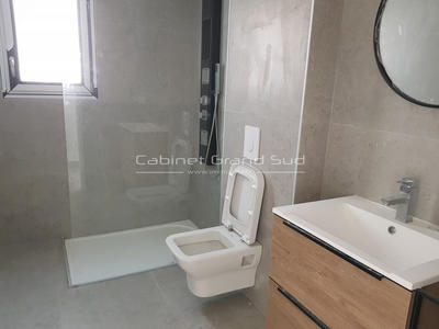 Maison - 165 m² - 6 pièces