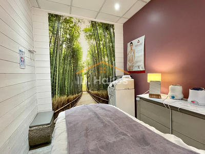 Immeuble - 90 m² - 10 pièces