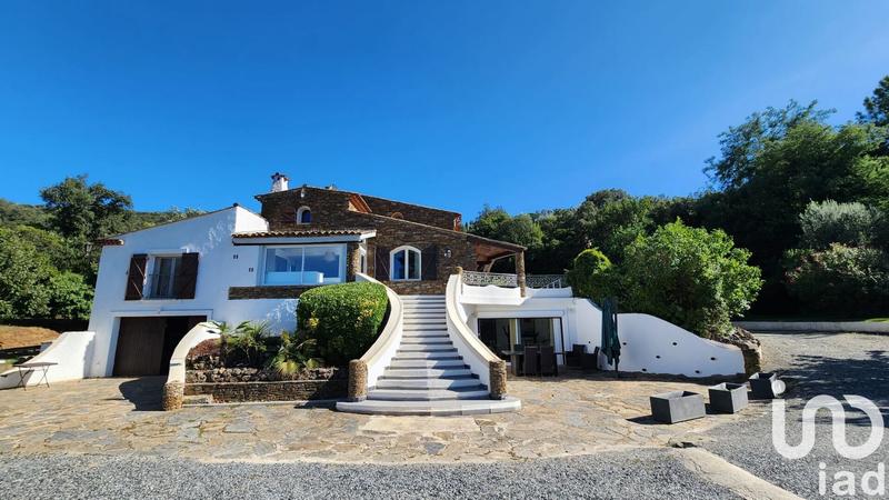 Maison - 264 m² - 7 pièces