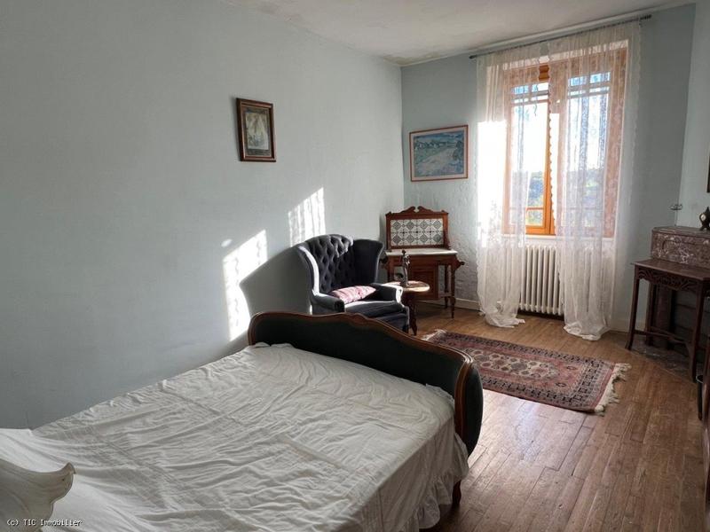 Maison ancienne - 199 m² - 7 pièces