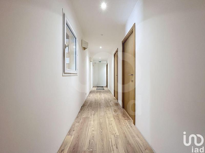 Local commercial - 367 m²